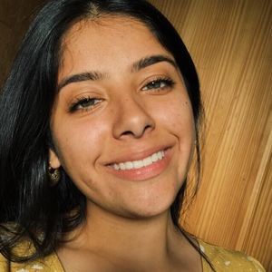 Meet your Posher, Mayra